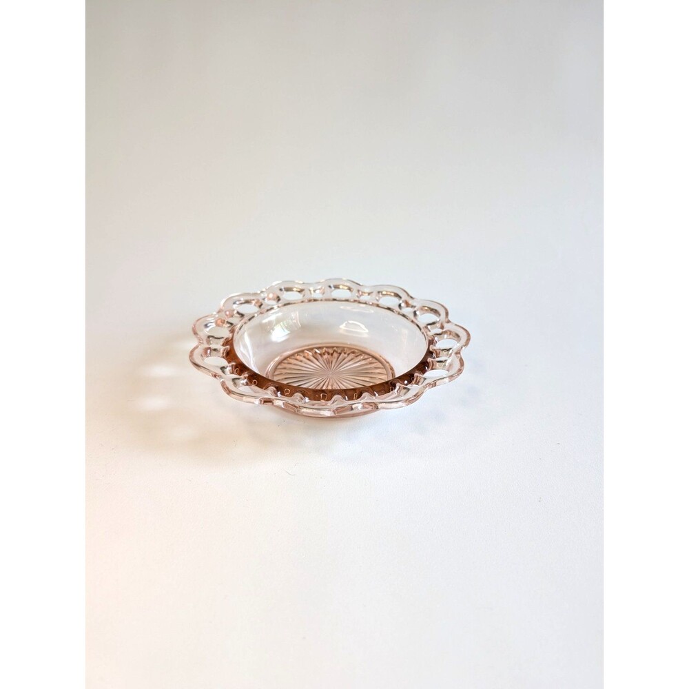 Vintage Anchor Hocking Pink Depression Glass Berry Bowl Old Colony Lace Edge